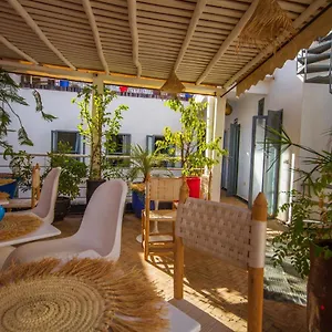 3* Riad Les Jardins Des Lilas