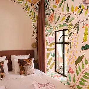  Riad Pompon